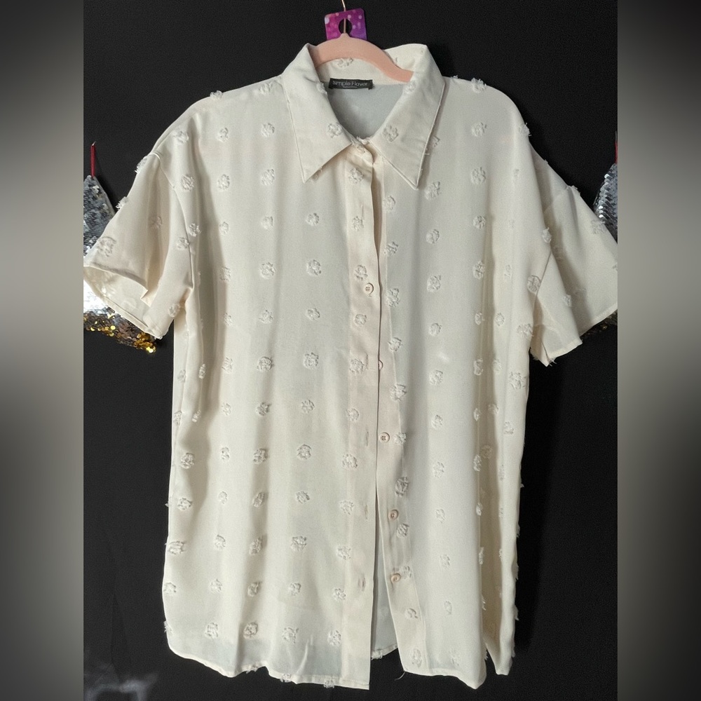 Simple Flavor Off White Colored Top - 2XL